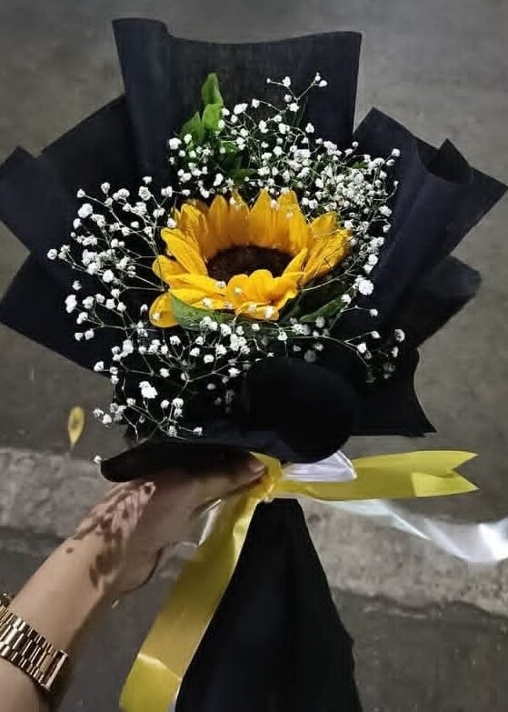 Petite Rose Posy