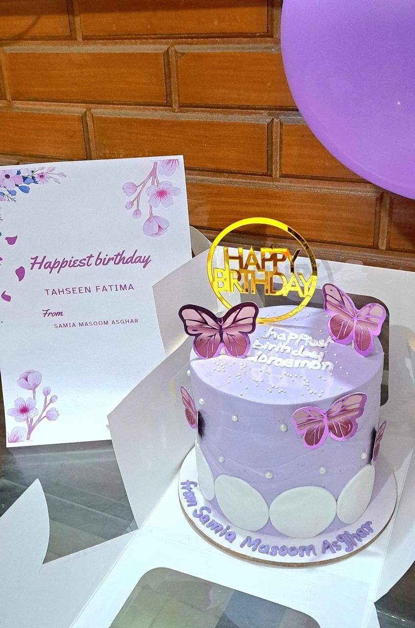 Customized cake